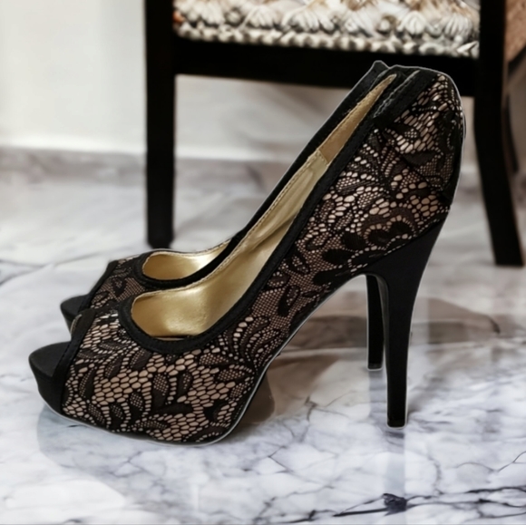 Steve Madden Peek-Toe Lace Overlay Heels - Picture 2 of 15